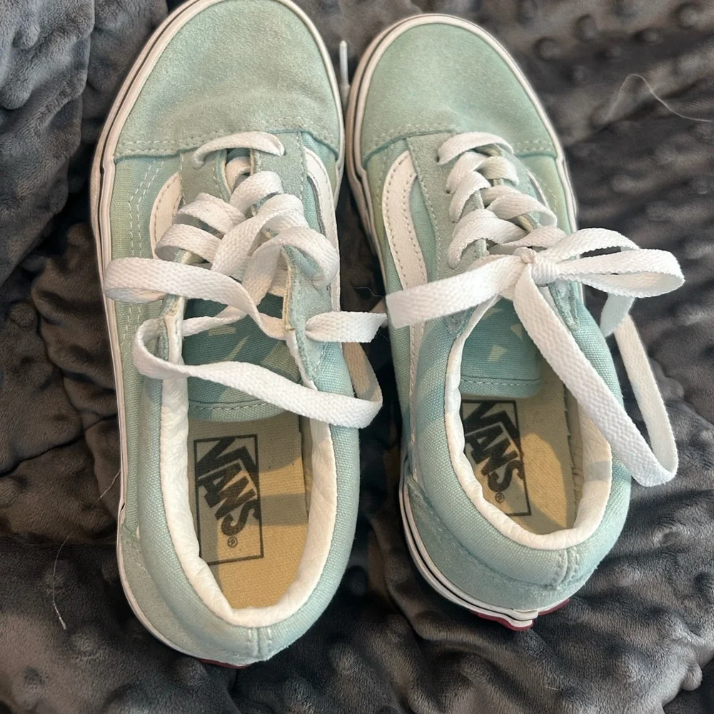Vans Kids Shoes - Mint Green and White size 1.5 - Picture 2 of 3